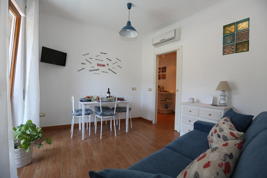 Ferienwohnung Casa Di Flo Sorrent Exterior foto